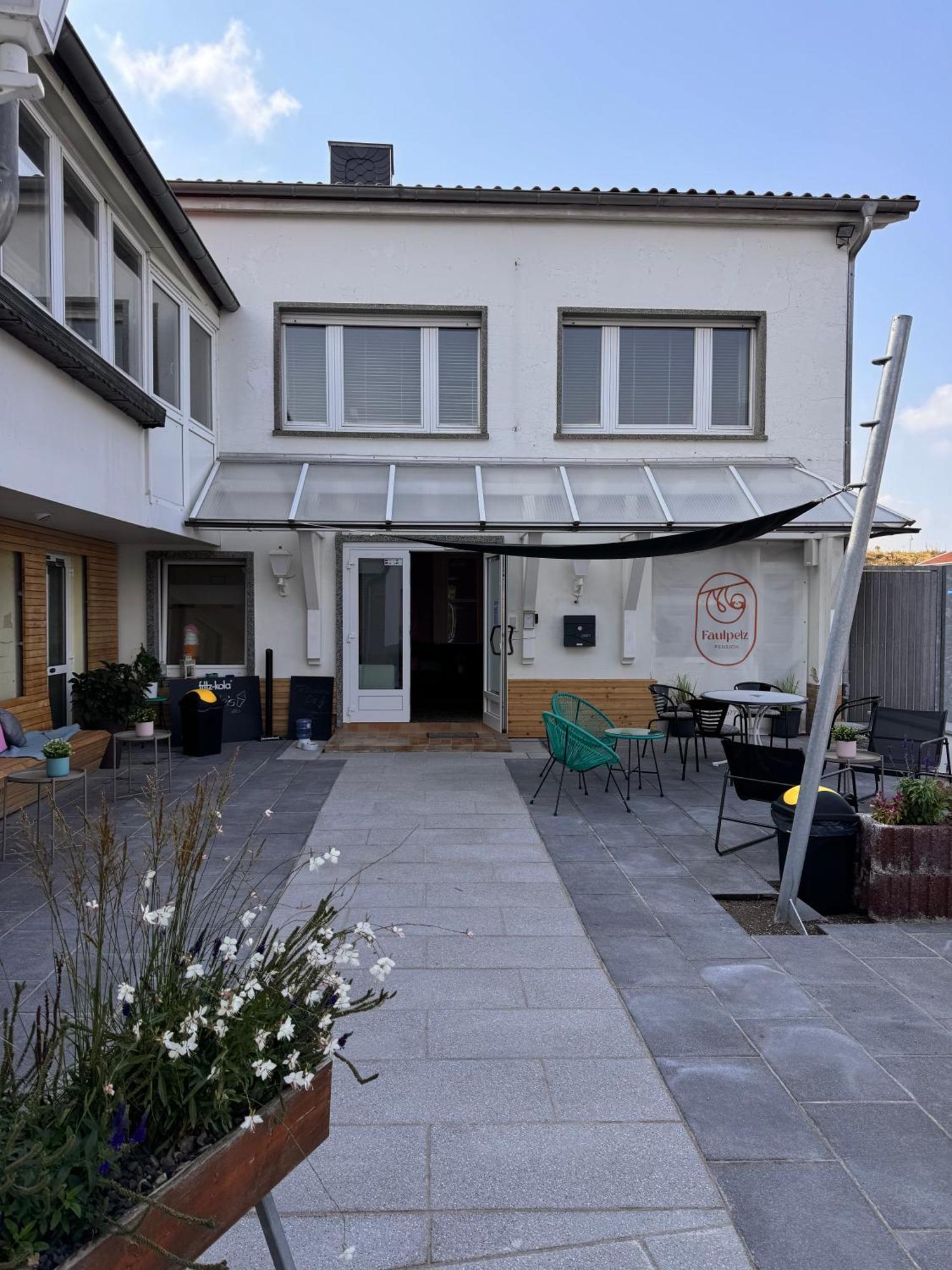 Pension Faulpelz - Doppelzimmer Flora Niederorschel Εξωτερικό φωτογραφία